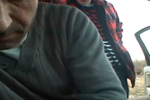 Ma Quanto PuÃ² Essere Lussureggiante E Sessualemtne Itinerante Un Giretto Fuori Porta Tra La Campagna Francese? Ecco Come Si Ã¨ Divertito Un Nostro Spavaldo Amico Autobilista Trovando La Compagnia Di Un Allegro Bifolco Di Passaggio.