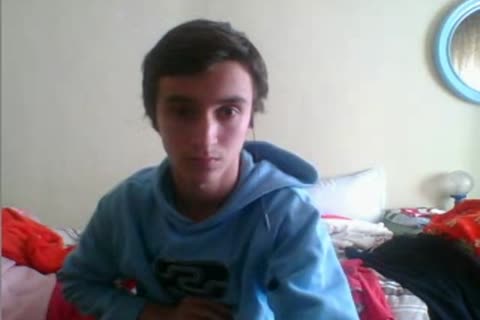 Portugal, enjoyable young lad With big cock OnCam