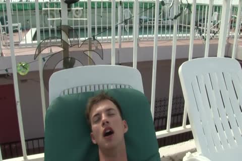 Two wicked Hunks acquire Frisky And bang In The Pool