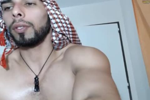 Arab With big penis Solo