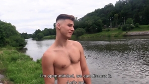 CzechHunter.com: Czech guy handjob