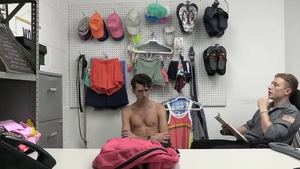 YoungPerps - Thief finds irresistible sloppy fucking
