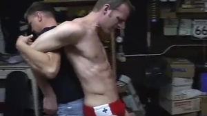 Gut Punching vicious Vs Steven Thomas