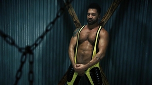 FetishMen: Dominic Pacifico alongside Dominic pumping