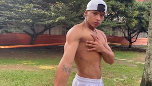 EastBoys: Athletic colombian gay cumshot scene