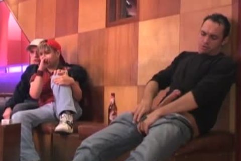 teens raw hammer in bar whilst people watch